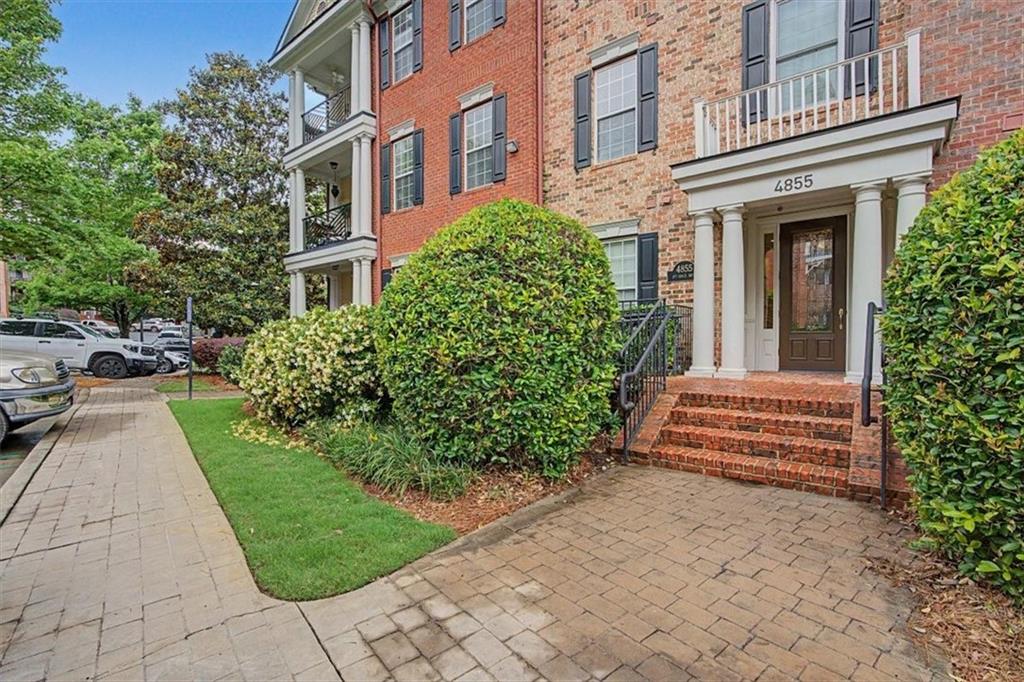 4855 Ivy Ridge Drive SE Unit 204 — photo