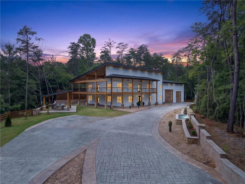 300 Mountain Ridge Drive — photo