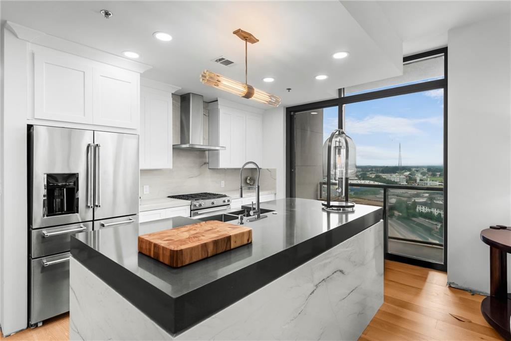 270 17th Street NW Unit 2012 — photo