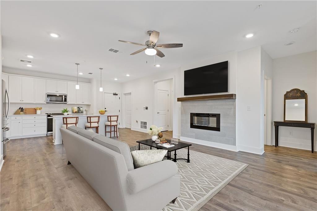 3211 Orwell Way Unit 4404 — photo