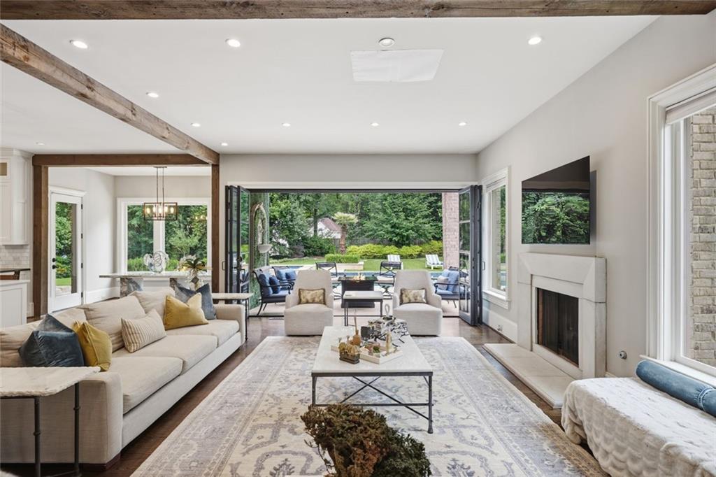 5965 Riverside Drive, Sandy Springs, GA 30328 — photo 3