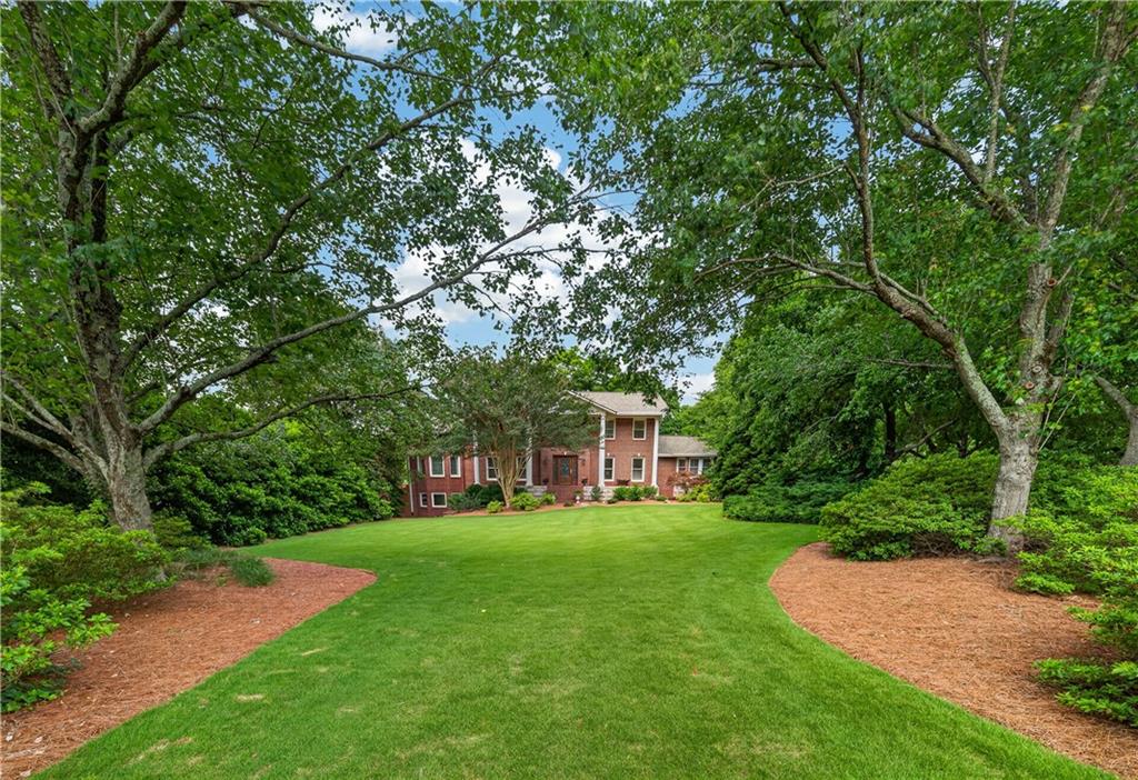 12190 Charlotte Drive — photo