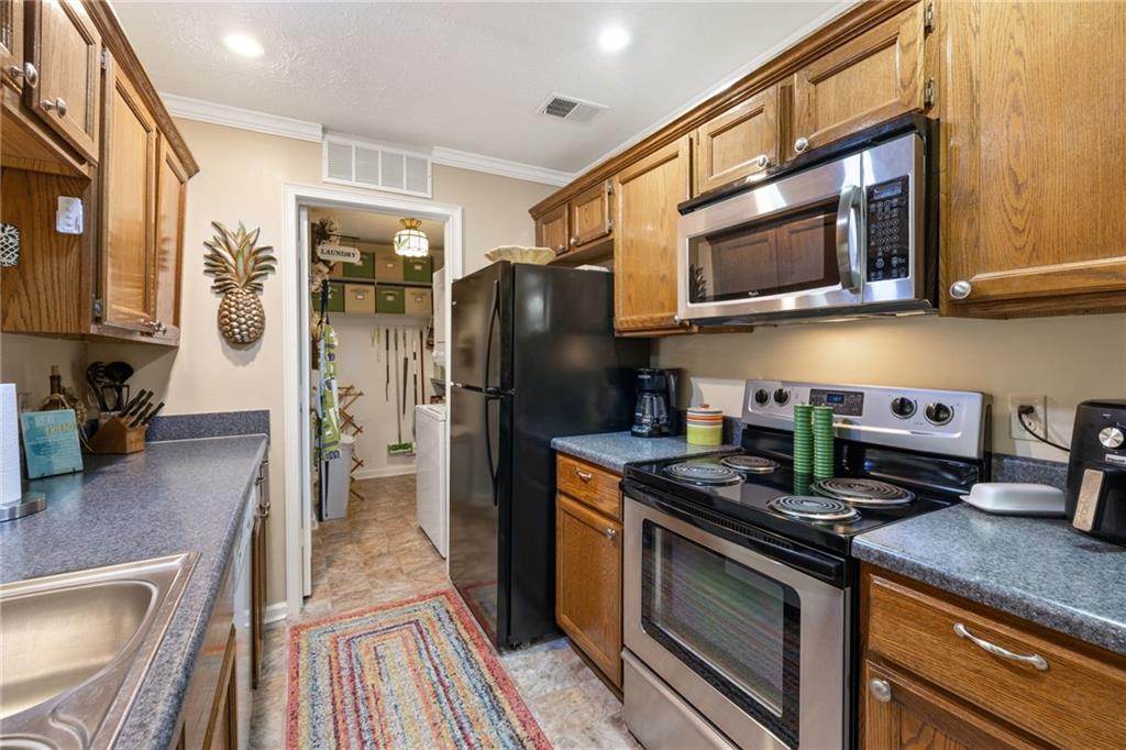 525 Warm Springs Circle — photo