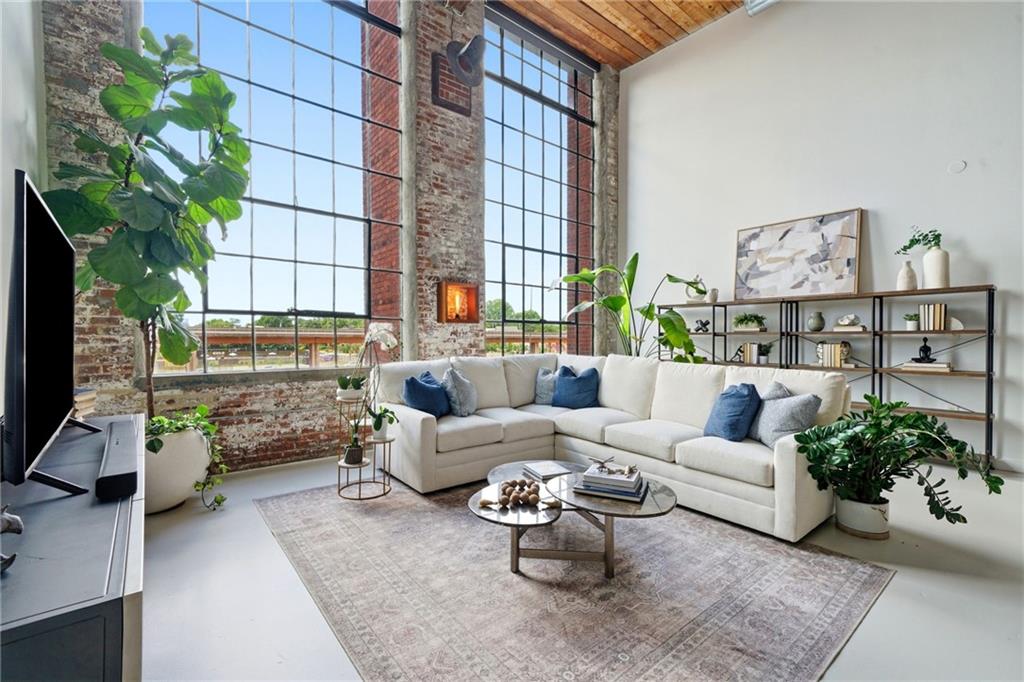 170 Boulevard SE Unit 309E — photo
