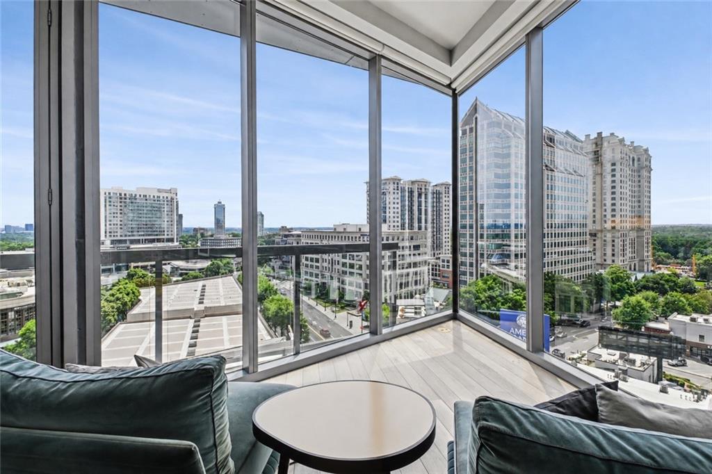 3107 Peachtree Road NE Unit 1001 — photo