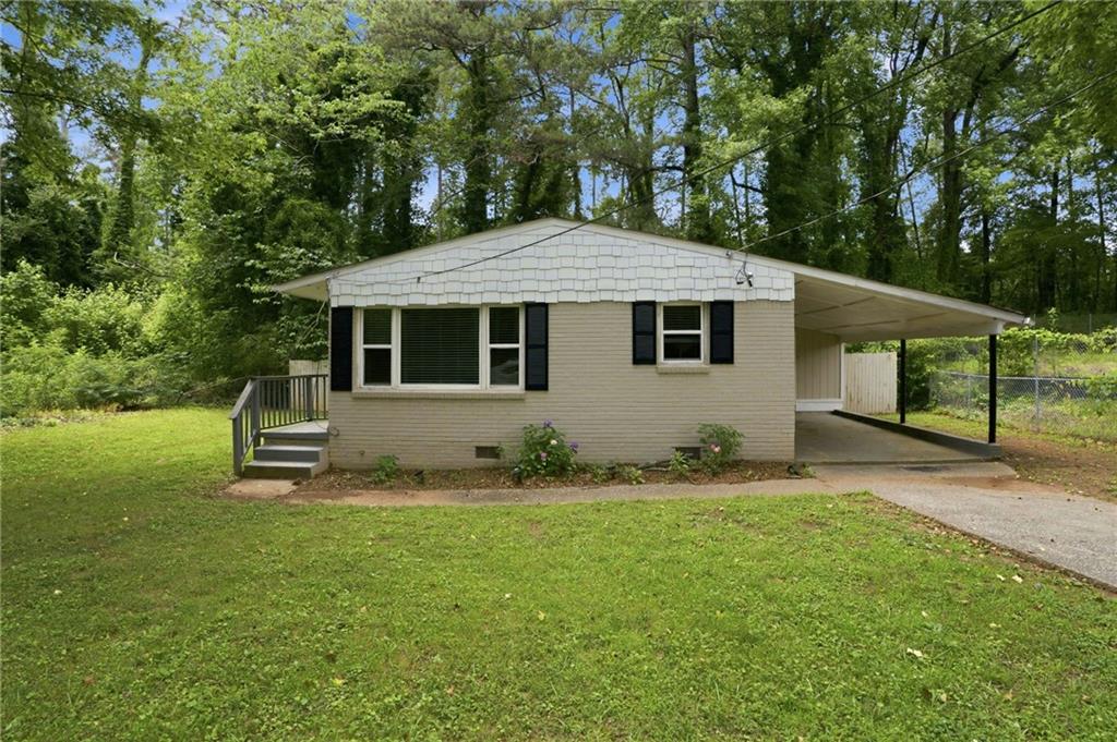 748 Amber Place NW — photo