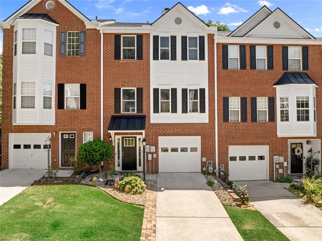 2105 Millgate Lane — photo