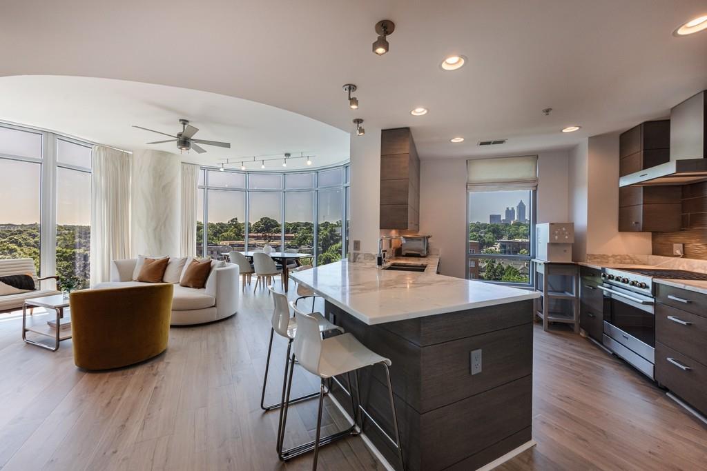 222 12th Street NE Unit 806 — photo