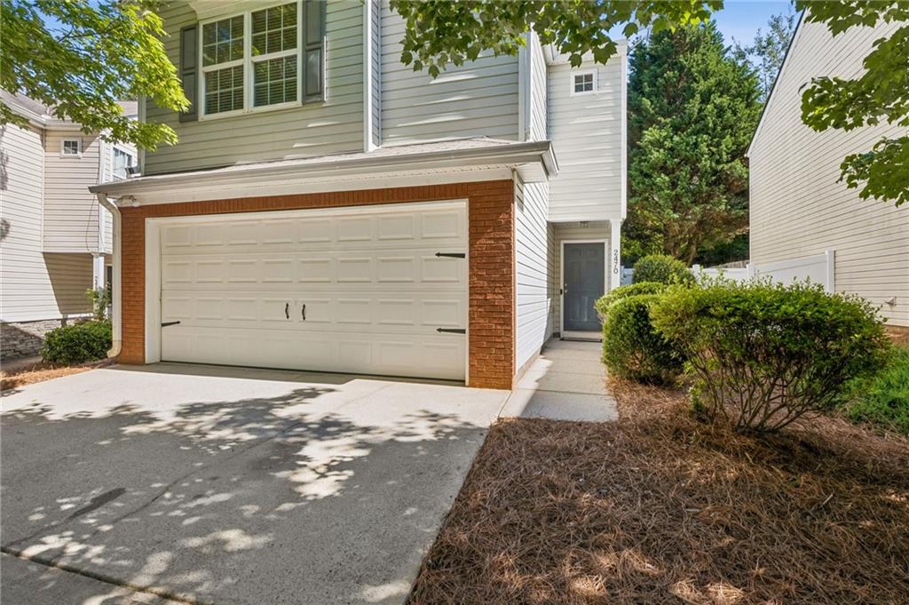 2470 Keenland Court — photo