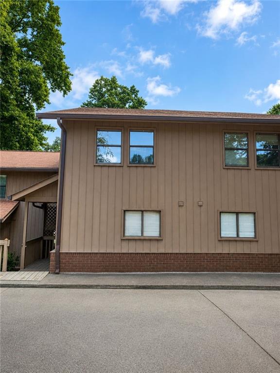 1102 Pine Tree Drive Unit 1102 — photo