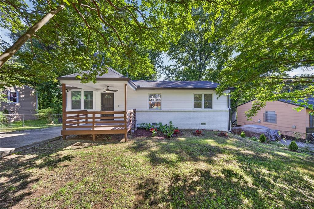 931 Stonewall Drive SE — photo