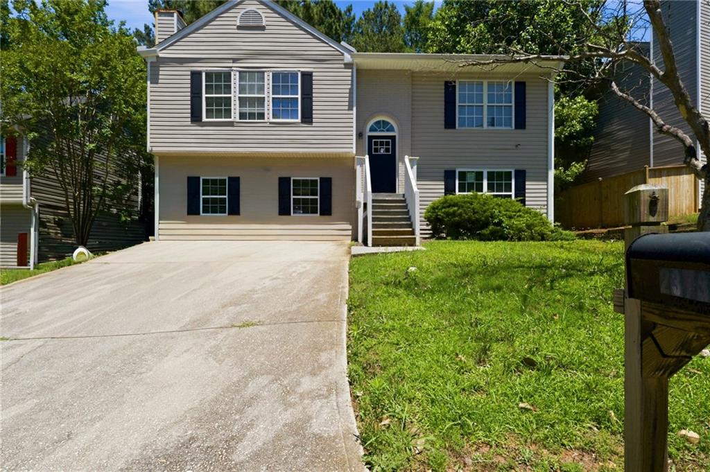 2378 Mills Bend — photo