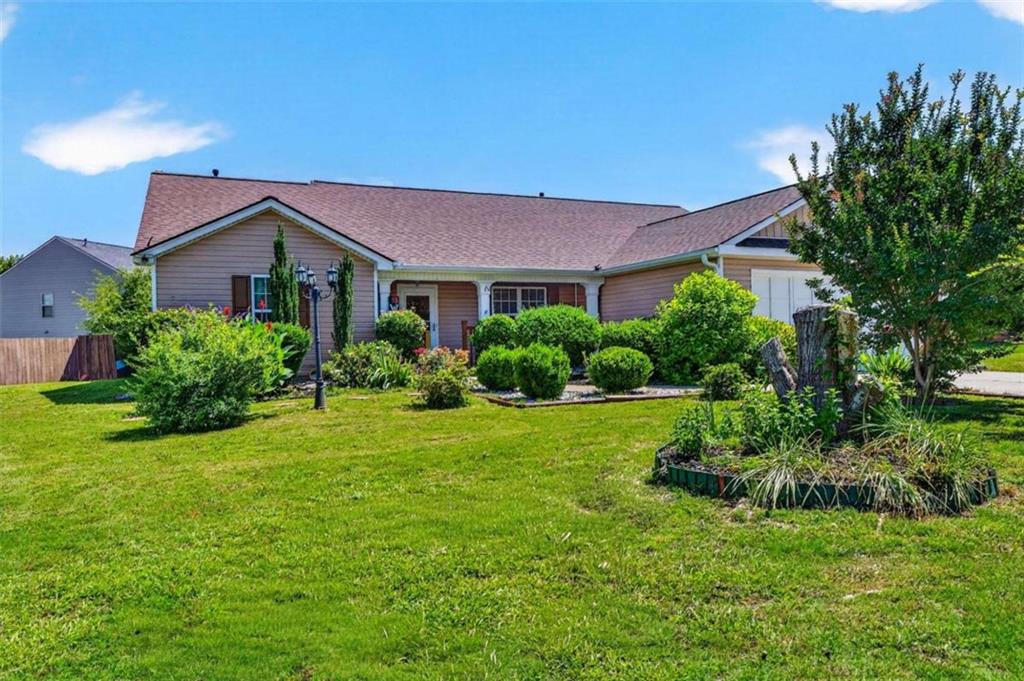 1312 Dianne Way — photo