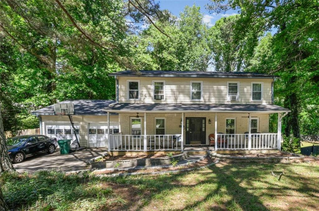 488 Allana Court — photo