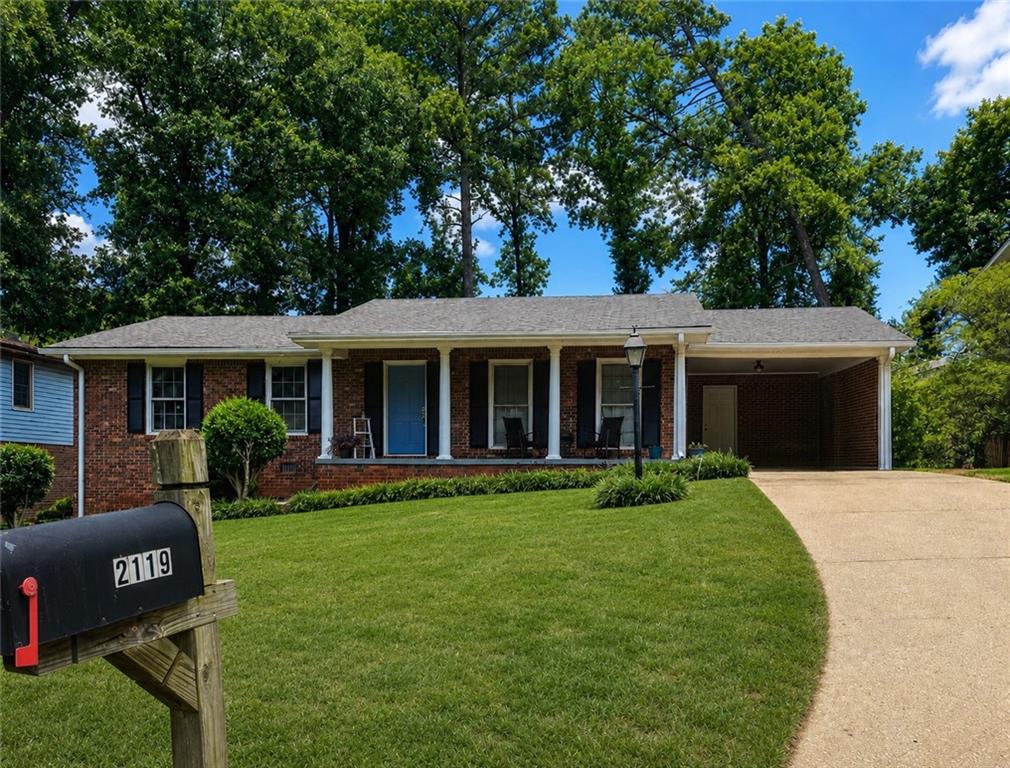 2119 Hilton Drive — photo