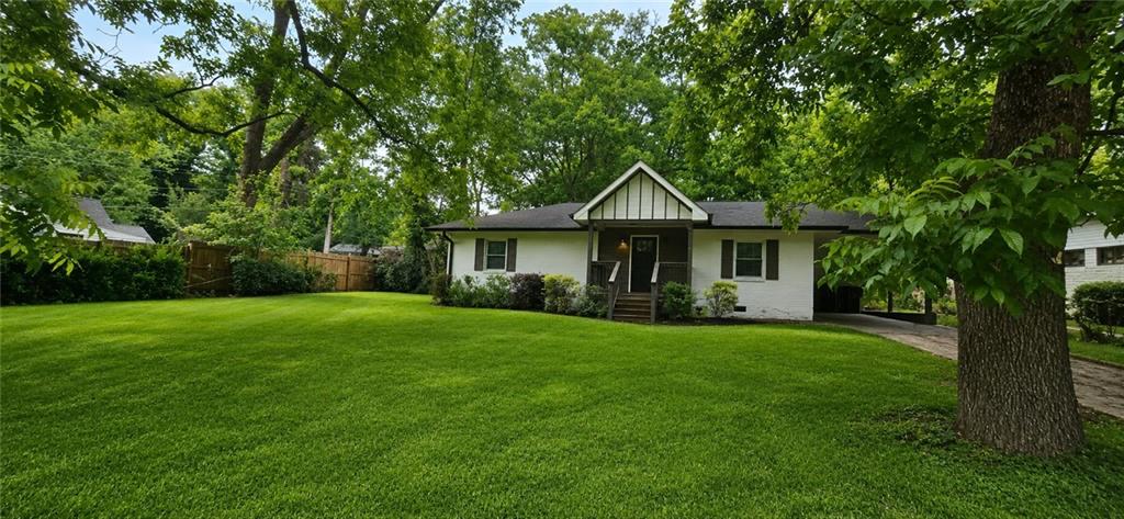 2410 Macon Drive SW — photo