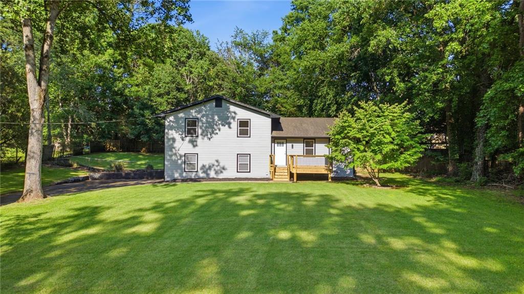2420 Red Fox Run NW — photo