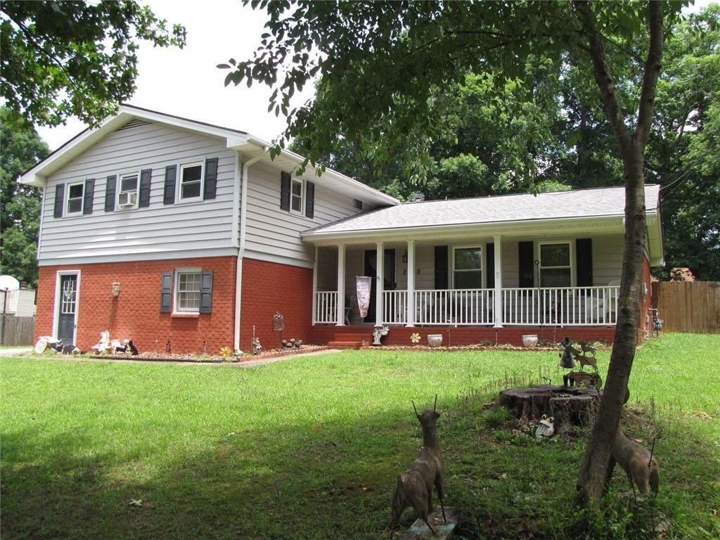 2040 Old Concord Drive SE — photo