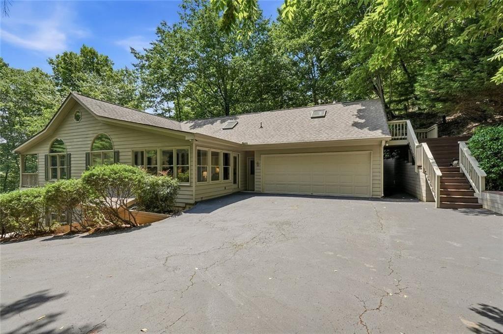 1121 Woodland Trace — photo