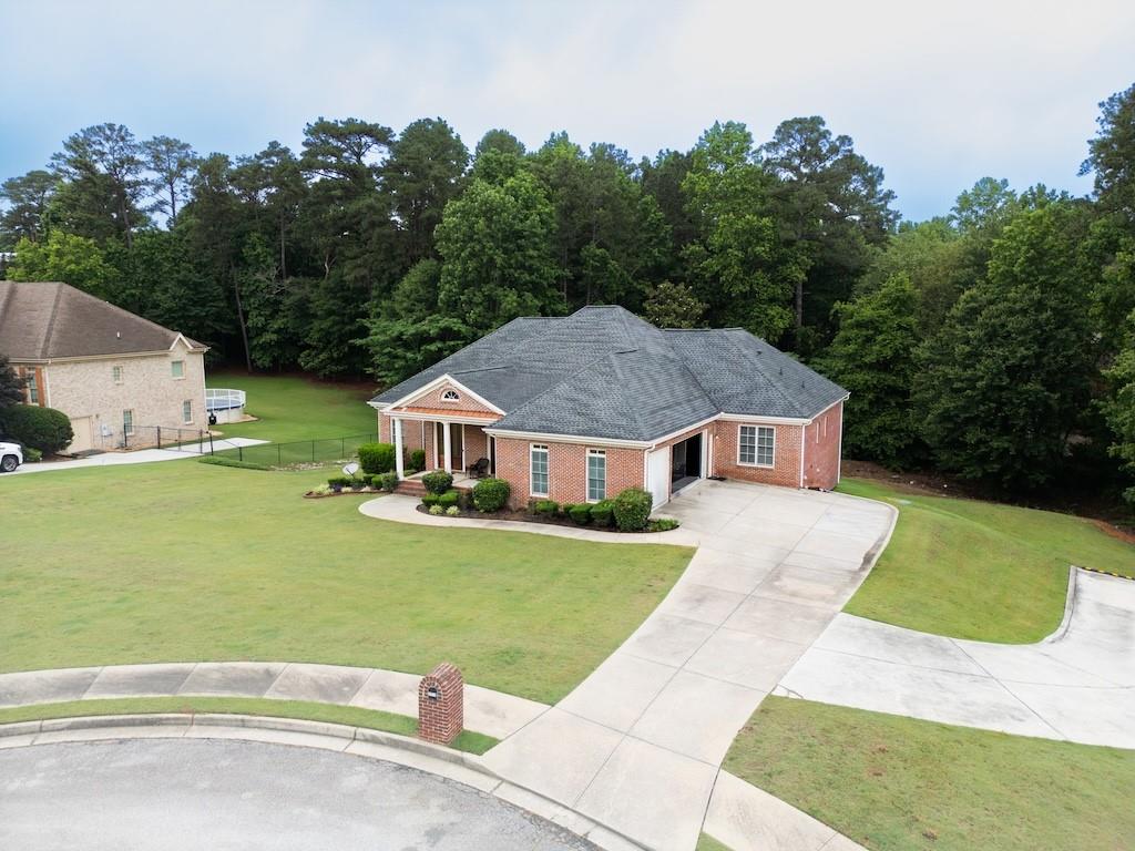 3924 Hershel Drive — photo