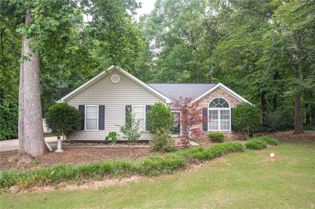 605 Freeman Drive — photo