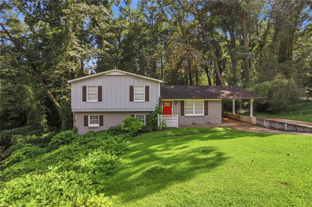 1633 Pine Glen Circle — photo