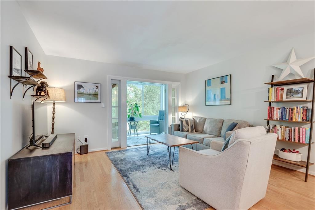 1445 Monroe Drive NE Unit E16 — photo