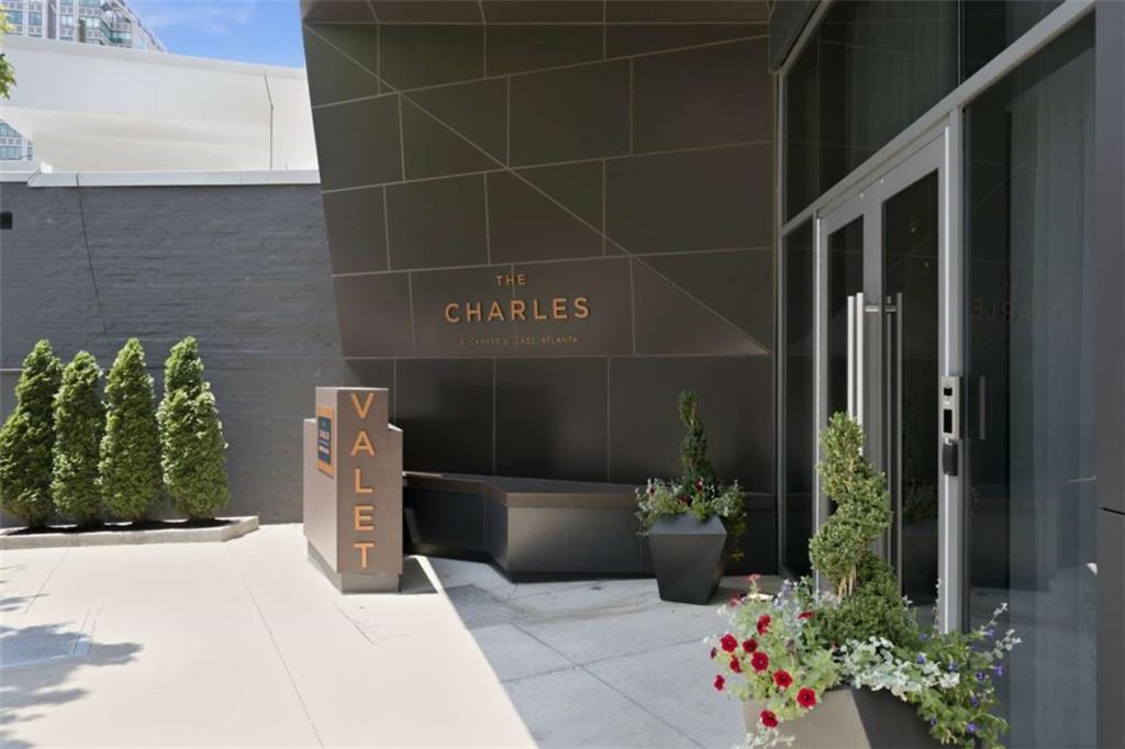 3107 Peachtree Road NE Unit 1804 — photo