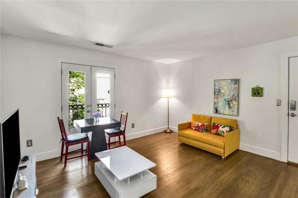 2023 Oakview Road SE Unit 222 — photo