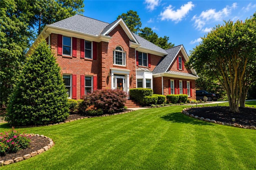 1630 Canterbury Pointe SE — photo