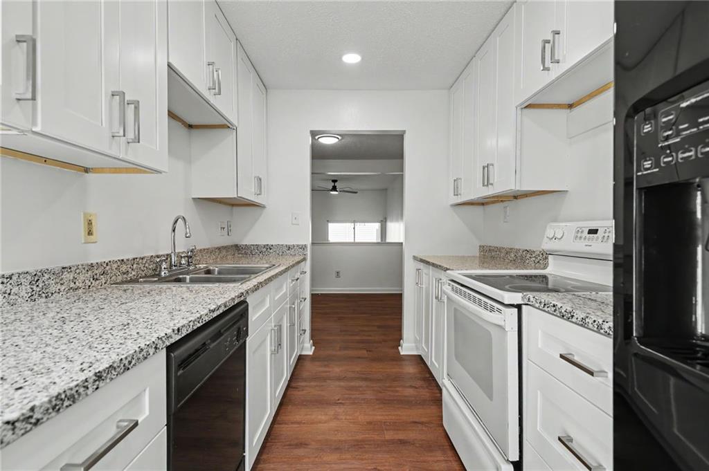 222 Yuba Walk — photo