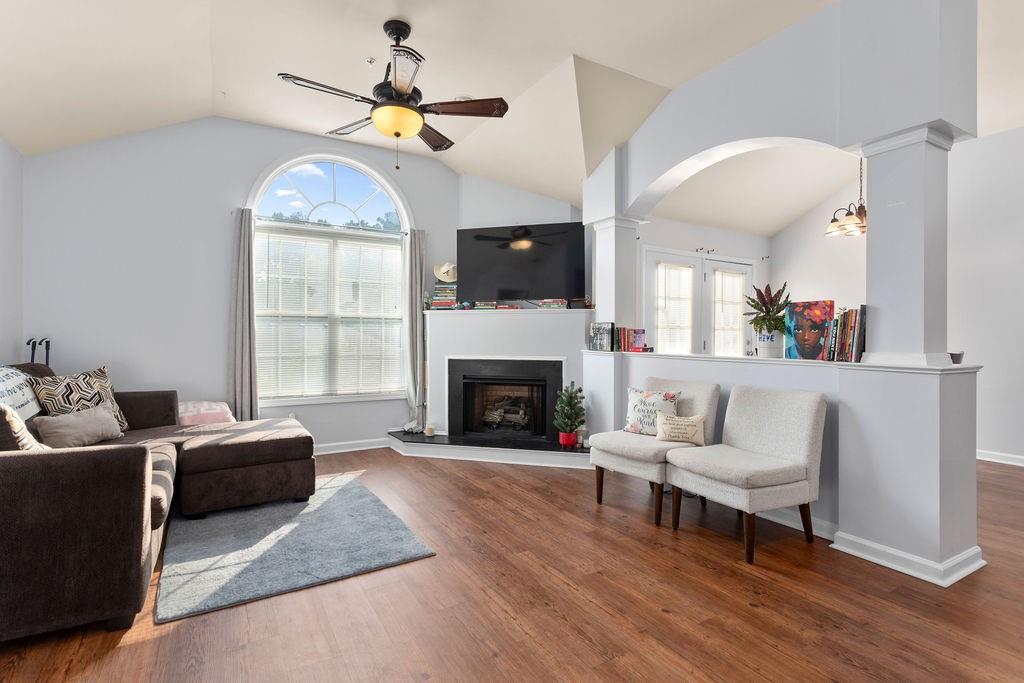 1395 Orchard Park Drive — photo