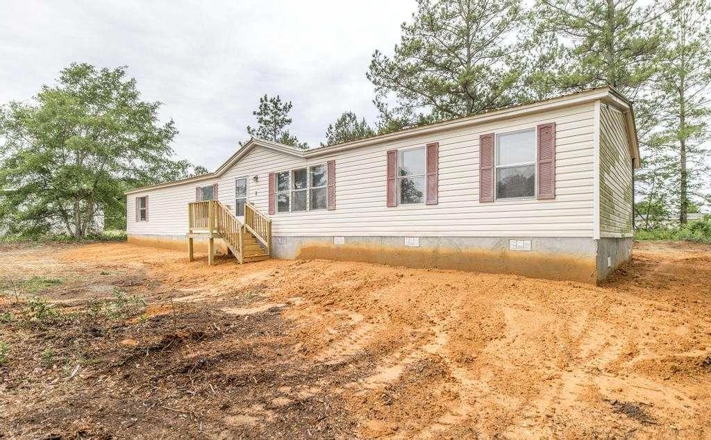 150 Parker Drive — photo