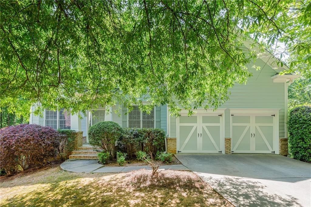 5678 Coopers Glen Court SW — photo