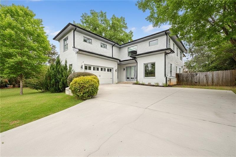 2975 Osborne Road NE — photo