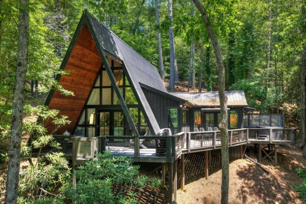 1027 Power Dam Road, Blue Ridge GA 30513