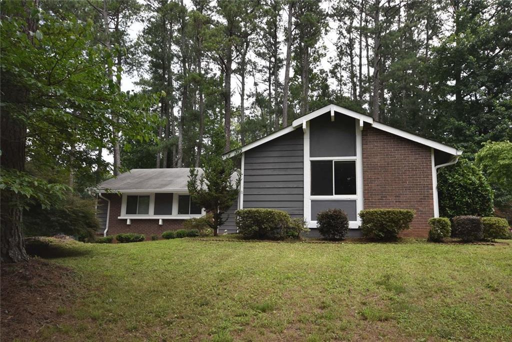 1288 Crescent Drive — photo