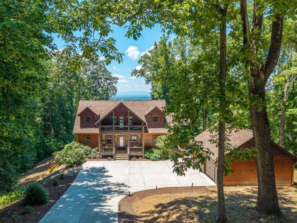 1252 Mountainside Parkway — photo
