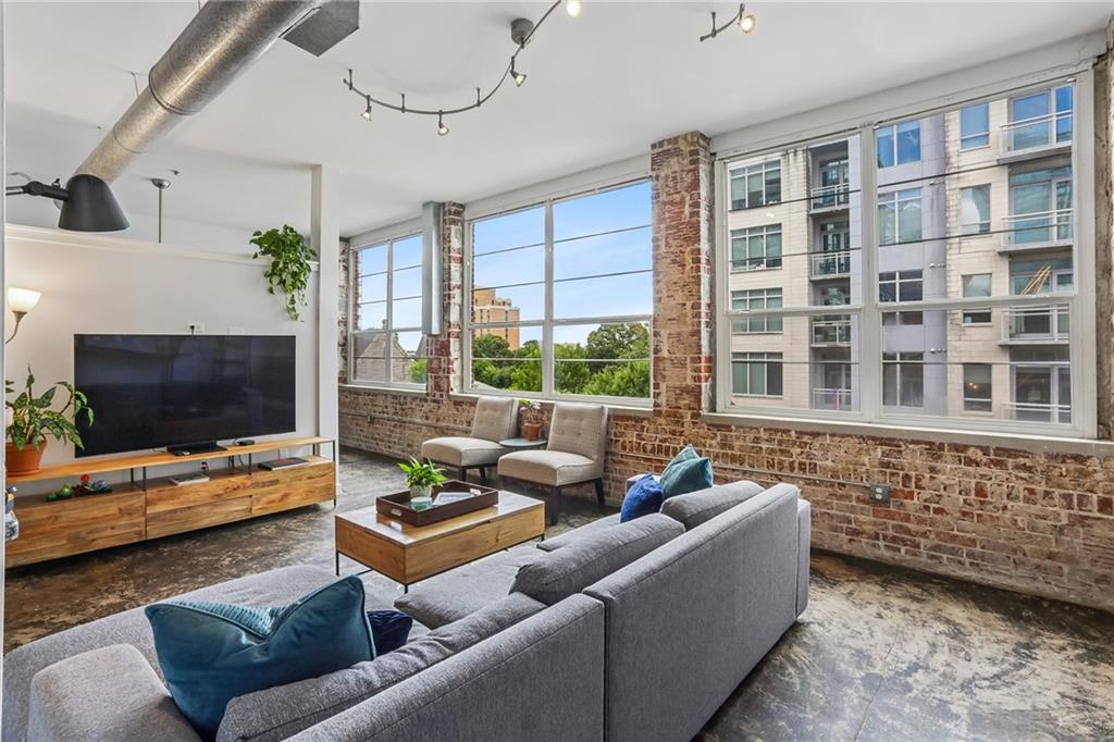 800 Peachtree Street NE Unit 8613 — photo