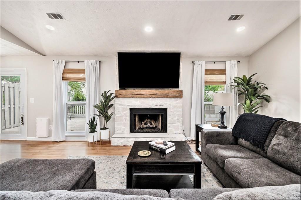 1118 Capital Club Circle — photo