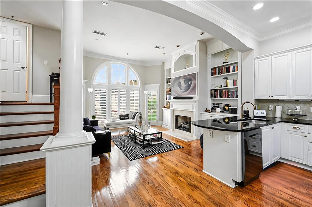 3541 Roswell Road NE Unit 11 — photo