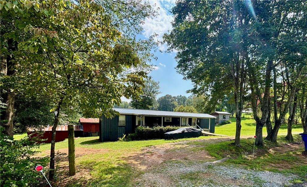 716 Hawkins Road — photo