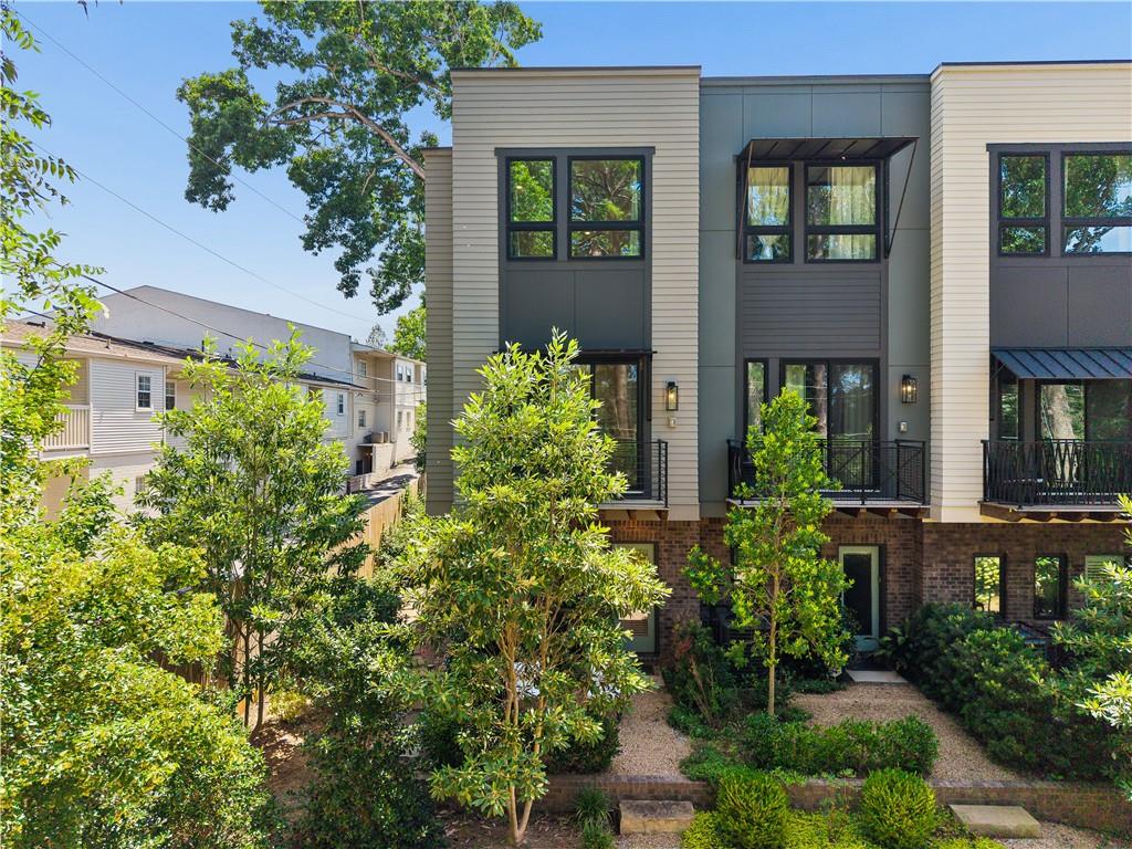 2199 Lenox Road NE Unit 12 — photo