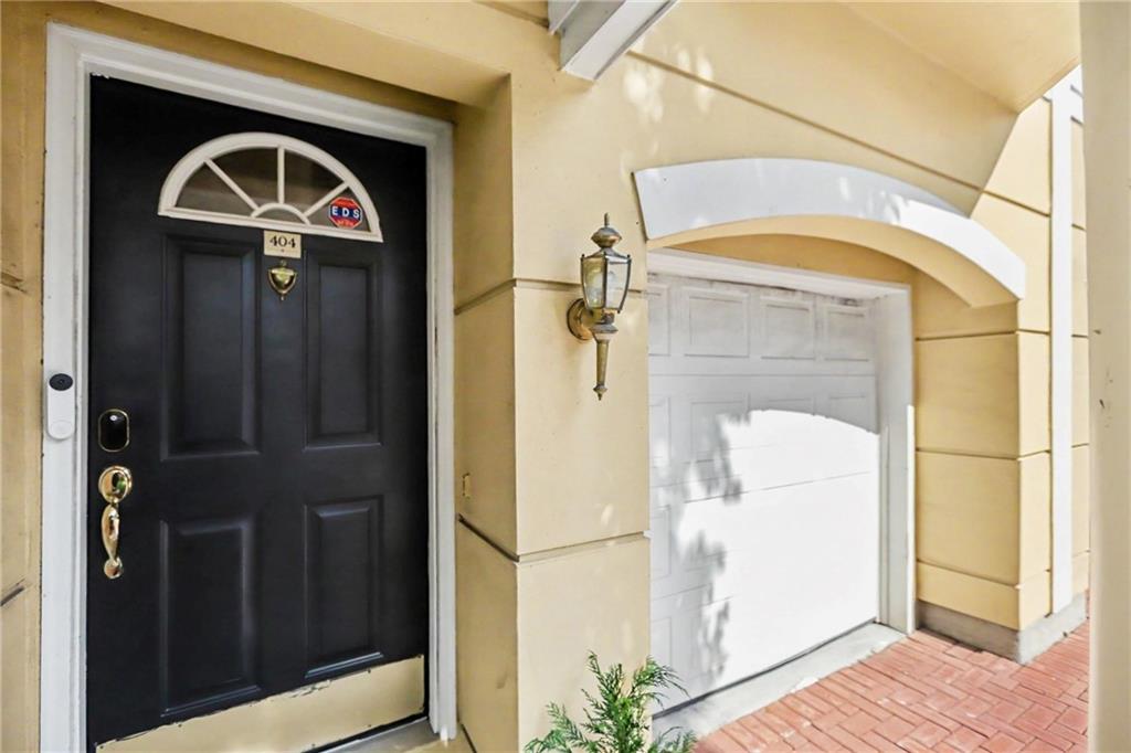375 Highland Avenue NE Unit 404 — photo