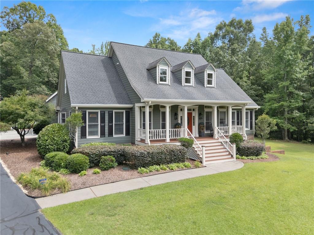924 James Powers Road — photo
