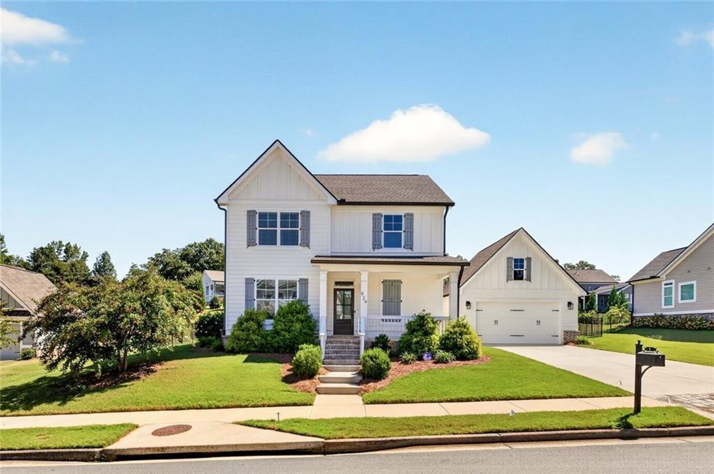 939 Clubside Drive — photo