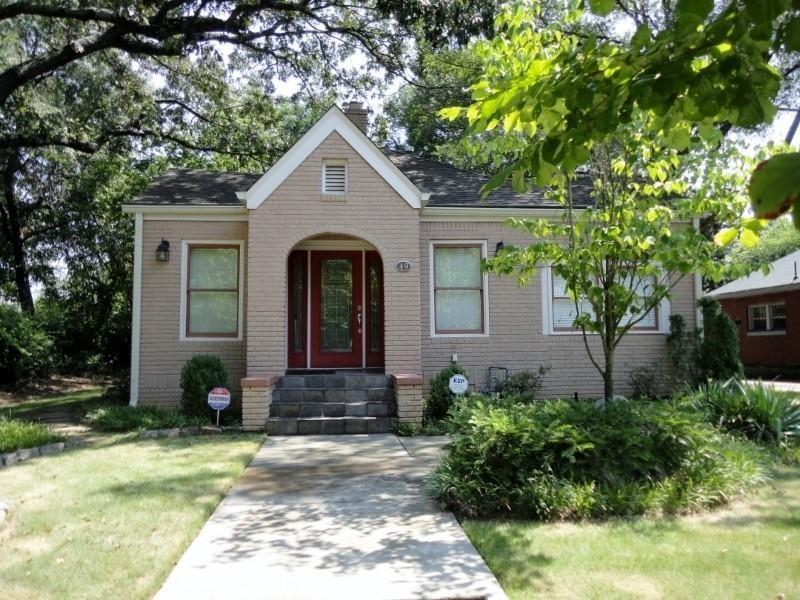 49 Leslie Street NE — photo