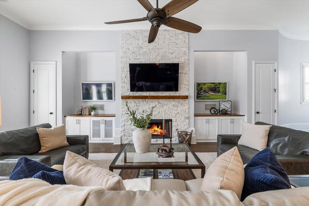 5850 Charlotte Lane Unit E1 — photo