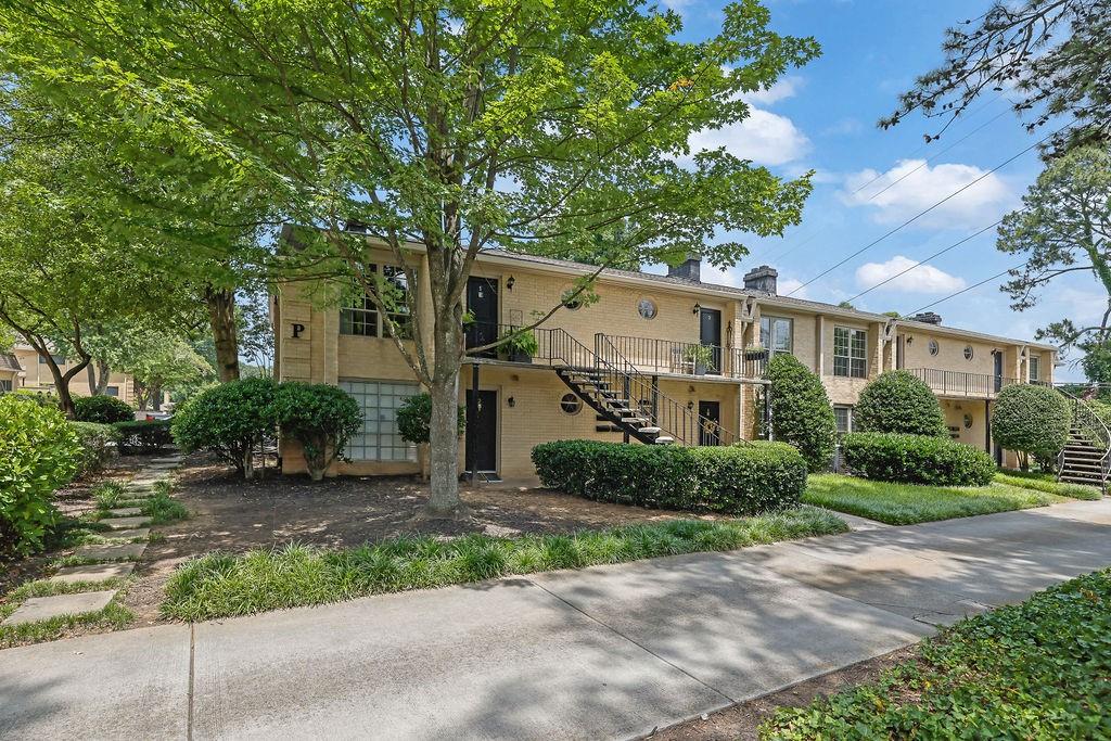 5400 Roswell Road Unit P3 — photo