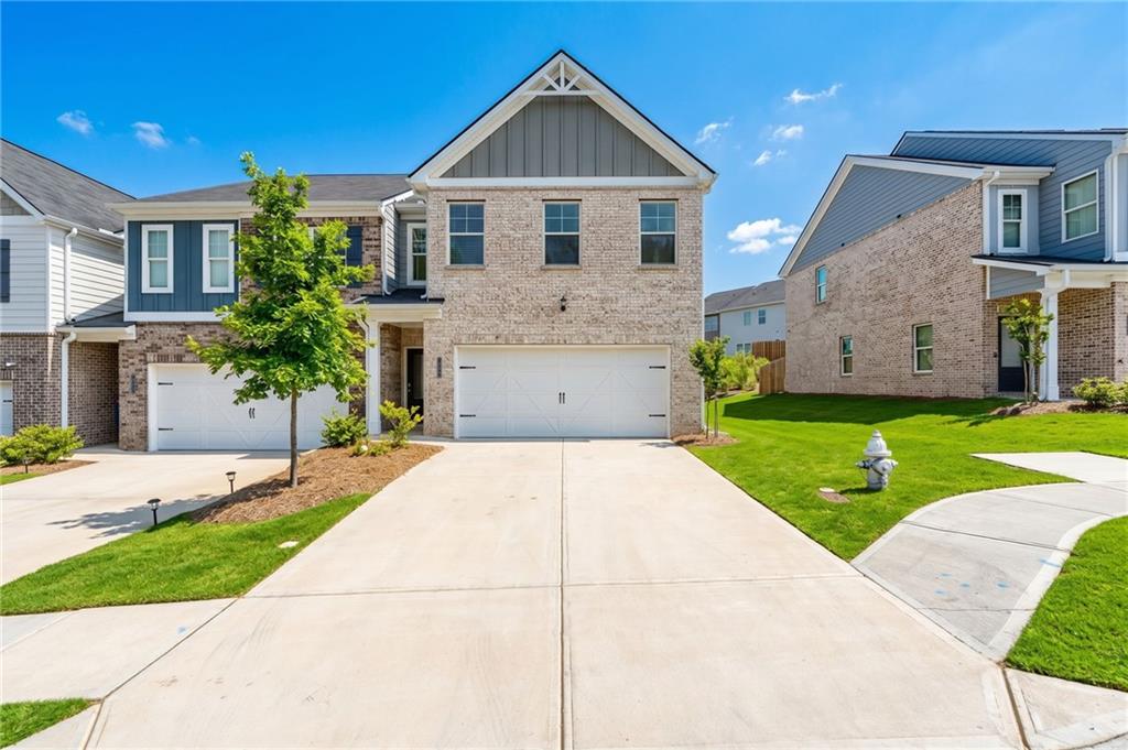 2568 Swan Lake Drive — photo